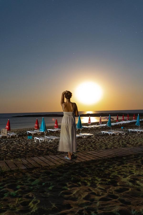 Livana Hotel Agia Trias Exterior photo