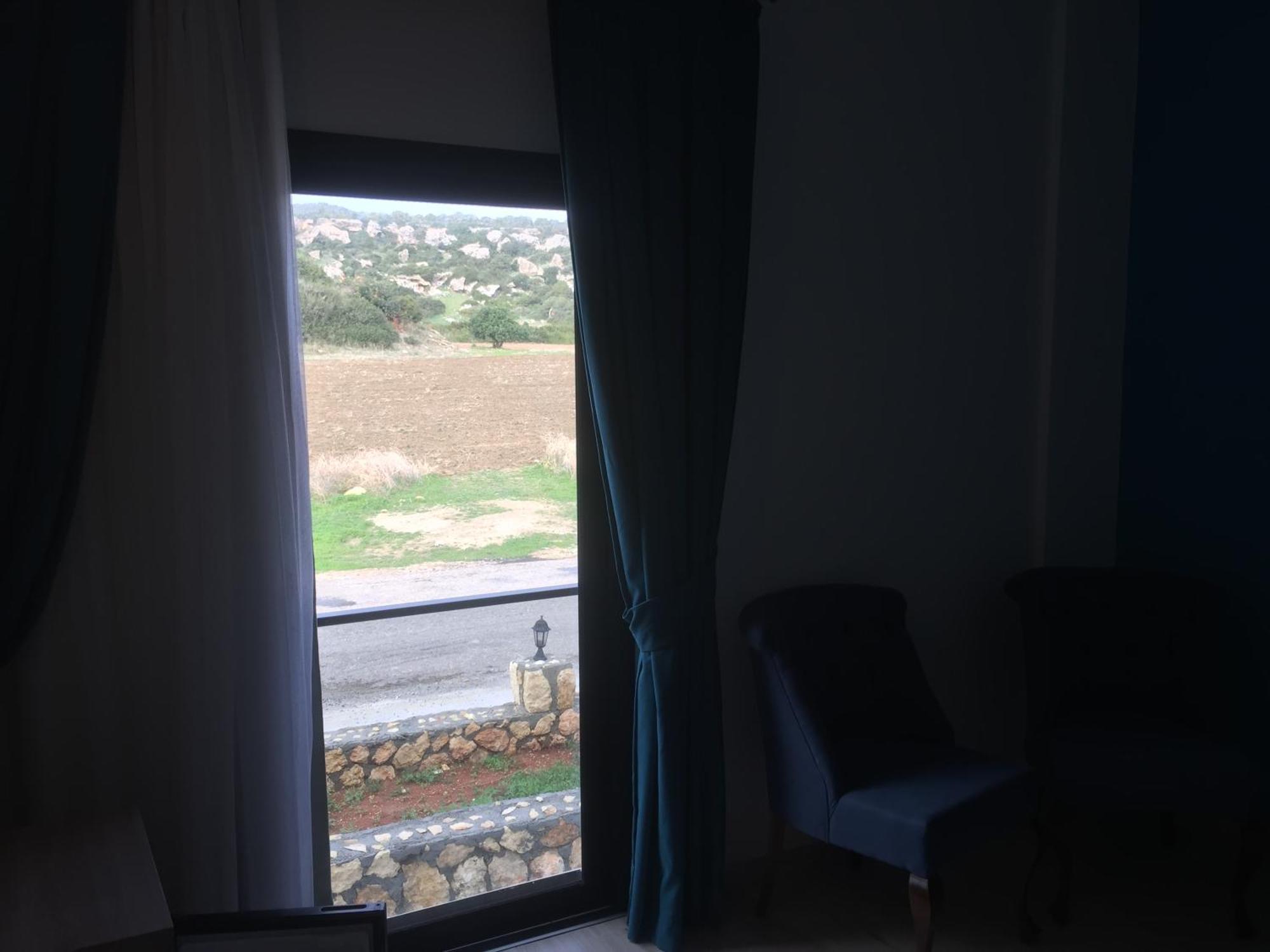 Livana Hotel Agia Trias Exterior photo